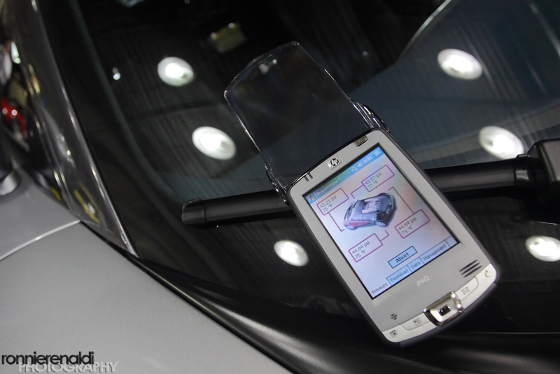 Illustration for article titled Why The Bugatti Veyron Costs $1.7 Million